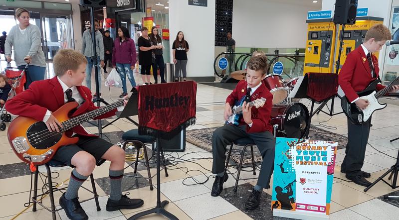 click on photo to return to Rotary Club Photo menu