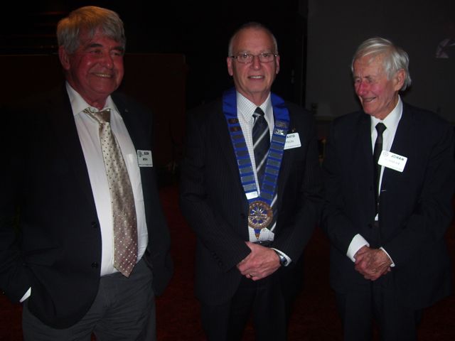 click on photo to return to Rotary Club Photo menu