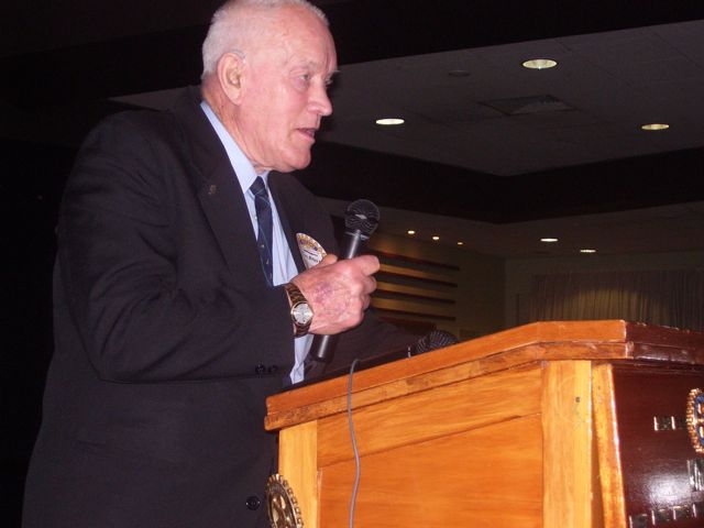 click on photo to return to Rotary Club Photo menu