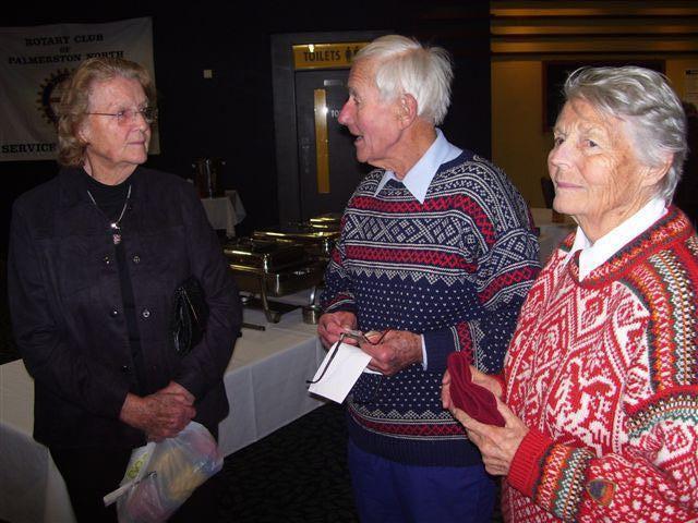 click on photo to return to Rotary Club Photo menu