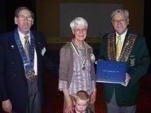 click on photo to return to Rotary Club Photo menu